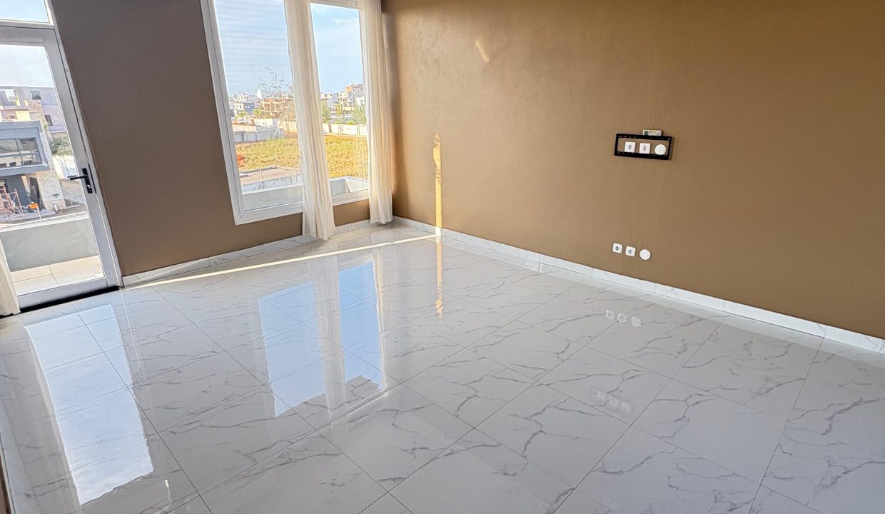 7a61bf6f-49af-44c6-aaa5-841885fdd6c0