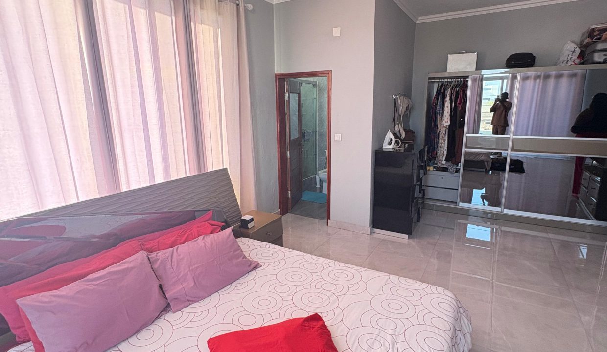 ba2dad8e-6f7f-45cd-a7d4-7a147e6edaa3