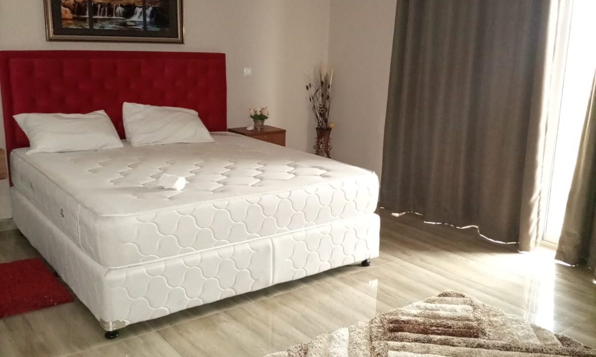 47407f0e-3efe-41c8-9675-7ed187c11a2e