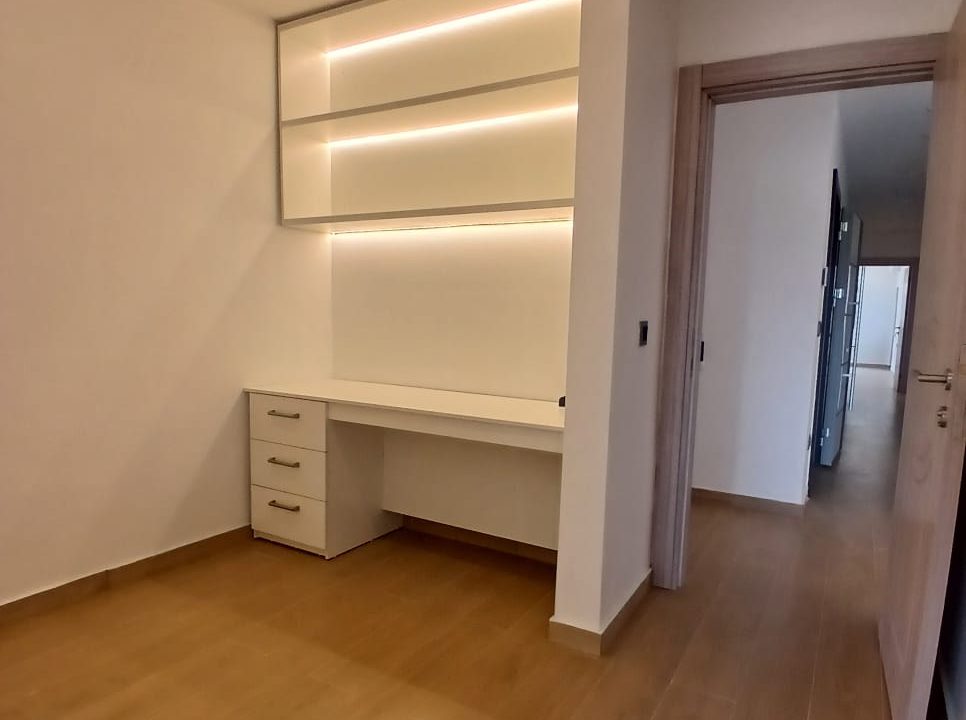 1002584884